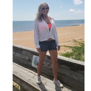 Meet your Posher, Yvette